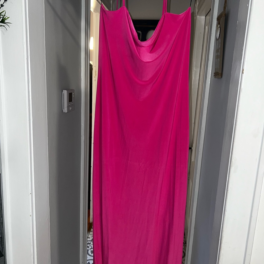 Forever 21 body con hot pink dress